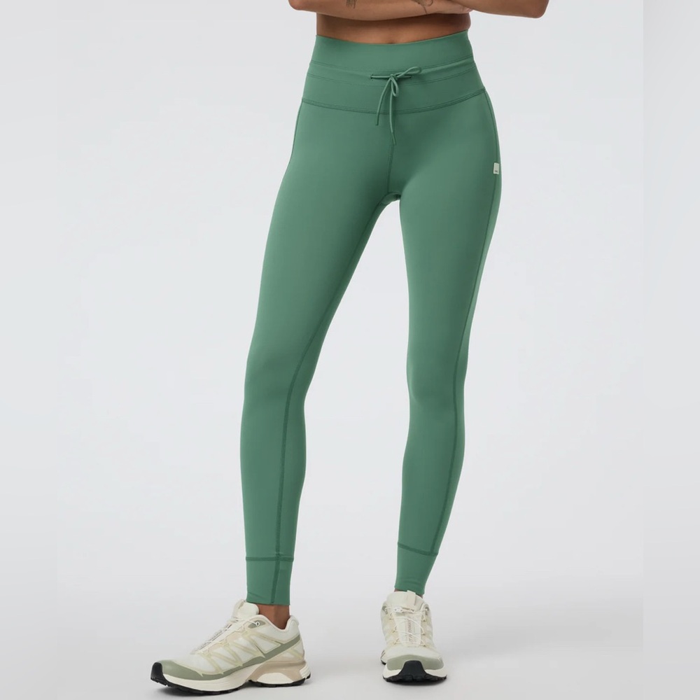 NWT VUORI Daily leggings - Small